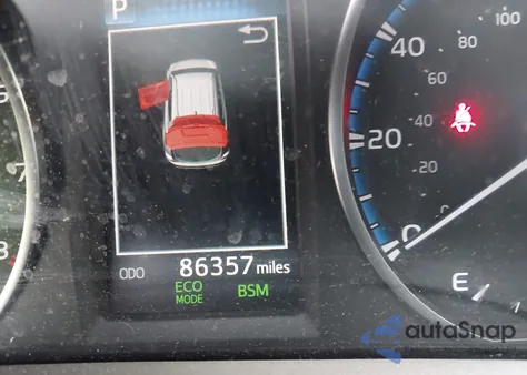 2018 Toyota Rav4 Xle z USA, uszkodzony, nr VIN JTMRFREV4JJ188354